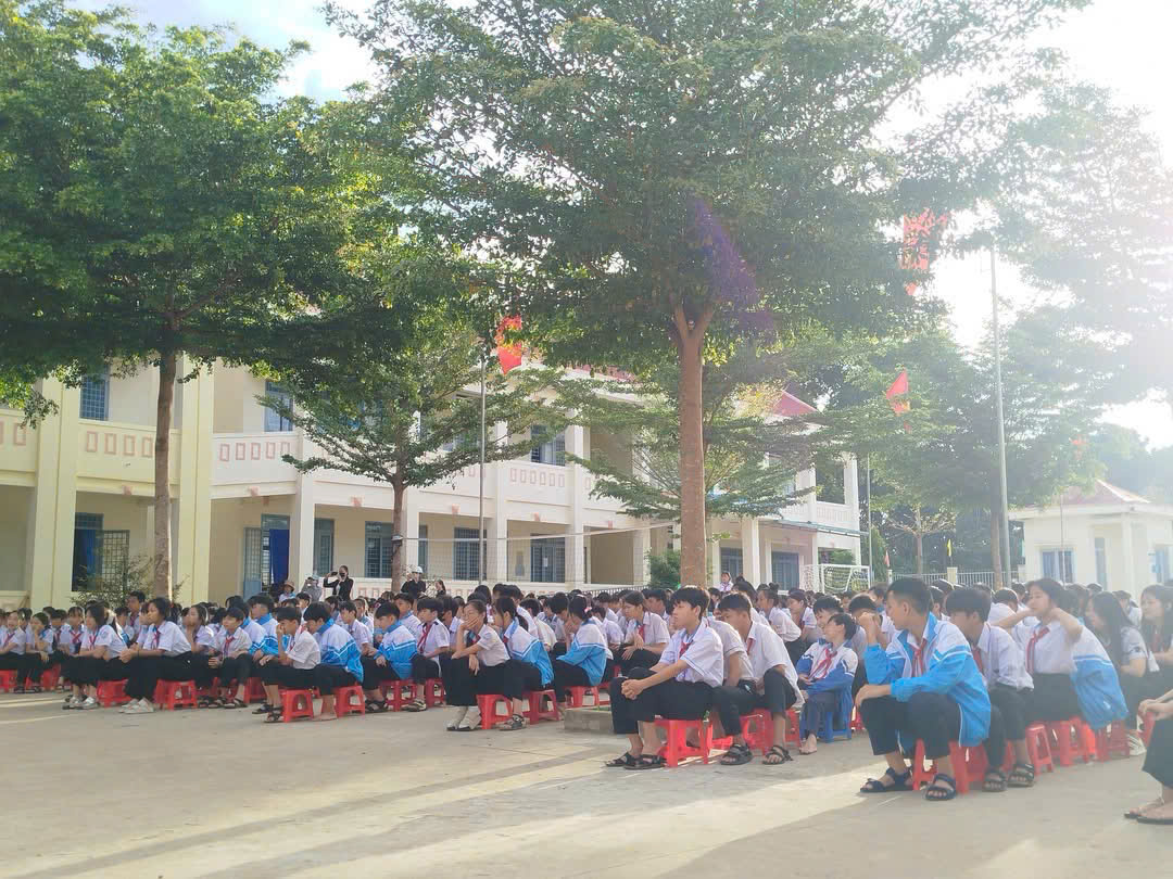 Gìn giữ truyền thống “tôn sư trọng đạo” Gìn giữ truyền thống “tôn sư trọng đạo”